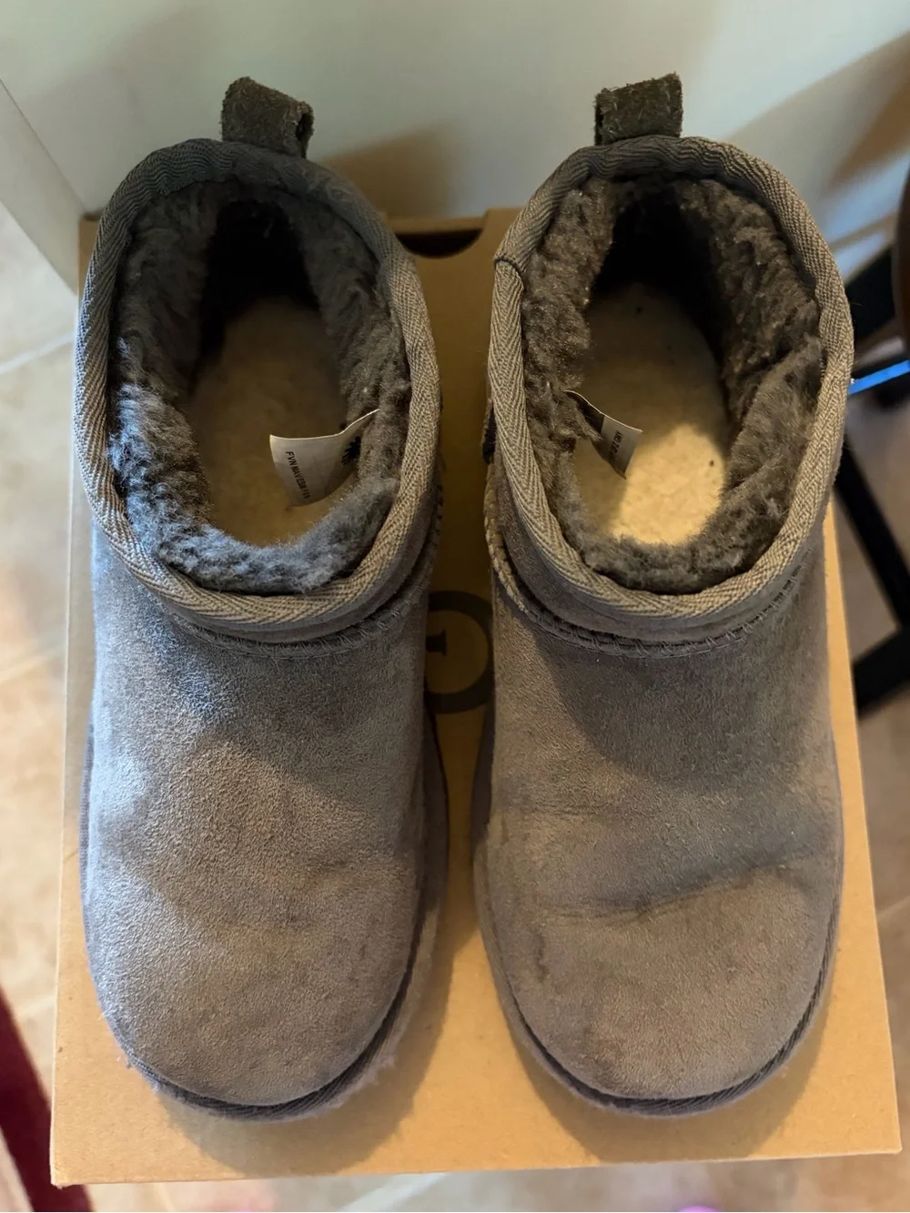UGG Kid’s Classic Ultra Mini, Grey, size 1